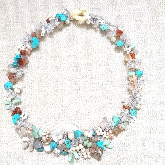 Elegant Hand Crafted 18" Multicolor Coastal Beaded Necklace - Picture 1 of 9